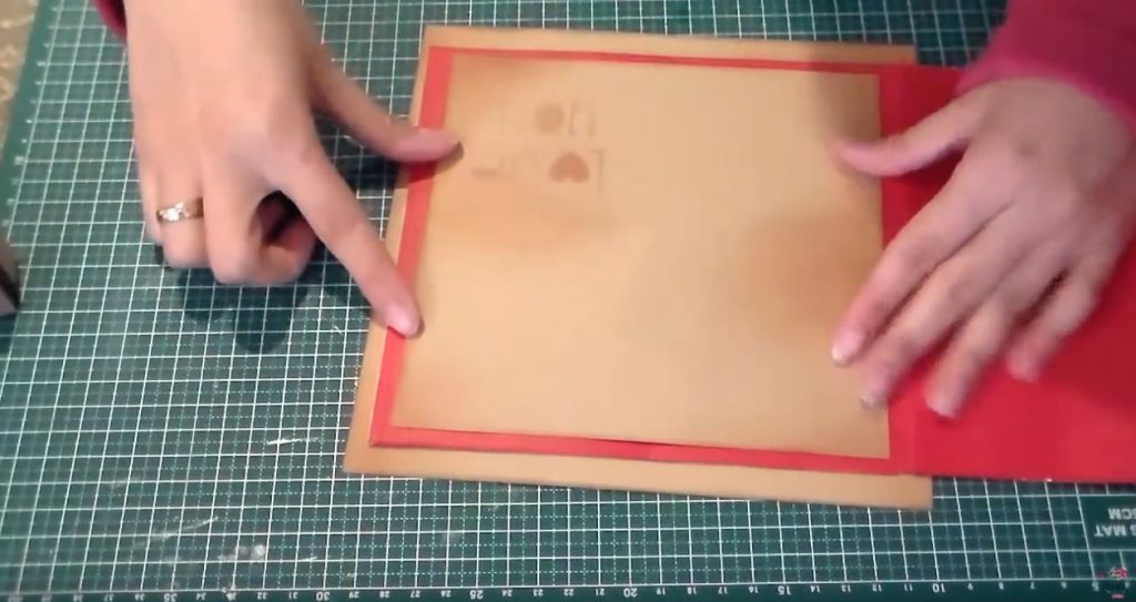 Pasos para hacer la tarjeta cartulinas