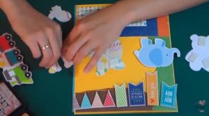 banderines - tarjeta para niños con caja decorativa