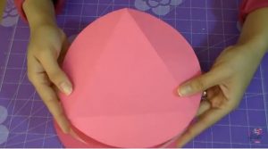 pliegues de pompón de cartulina scrapbook 