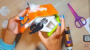 decoración casa del terror, caja scrapbook de halloween