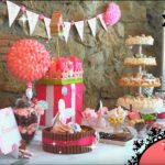 Cómo decorar mesa de dulces: pompón de cartulina